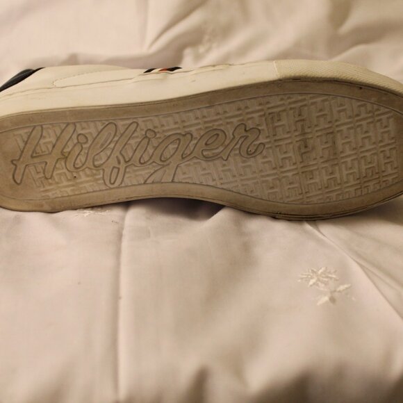 Shoes-006 - Picture 3 of 3